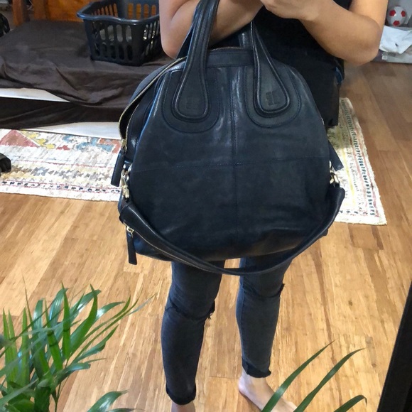 givenchy nightingale medium black